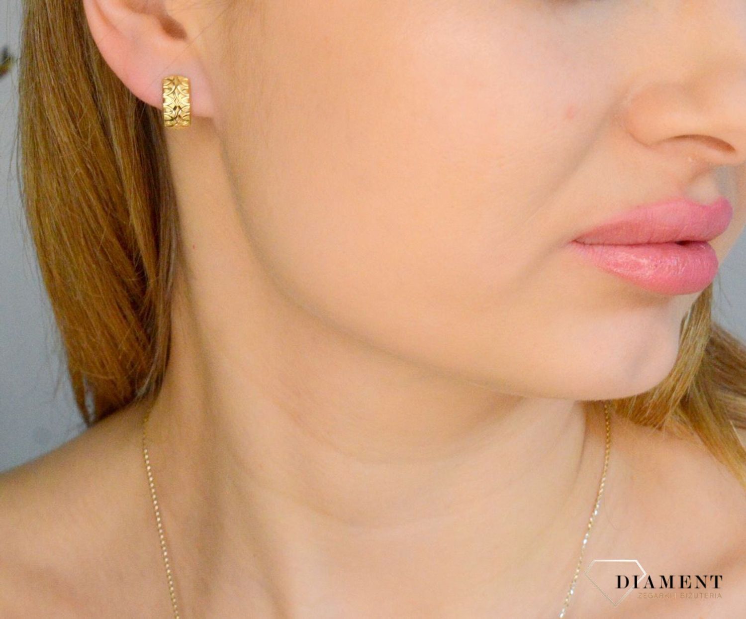 Złote kolczyki damskie 585 diamentowana powierzchnia KL 11829.jpg